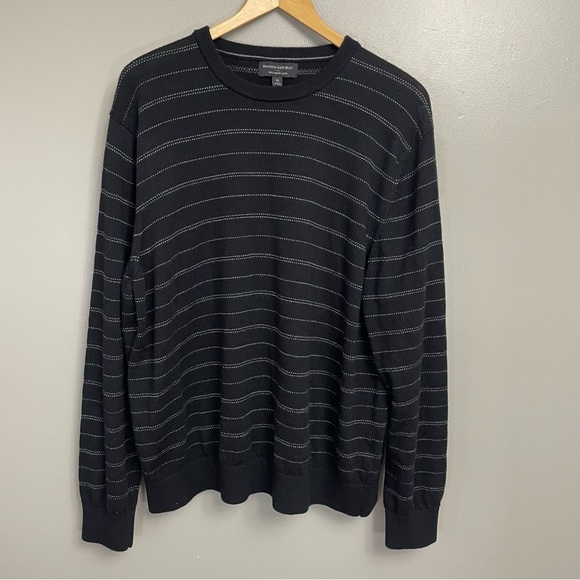 Banana Republic Merino Wool Sweater Mens XL black Stripe Thin Crew Neck - Picture 1 of 9